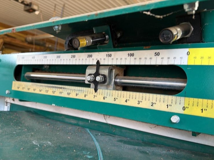 #129-•-2015-wood-mizer-eg300-multirip-edger-image-9