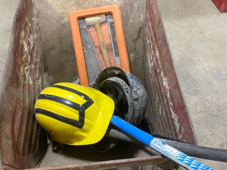 #252-•-cart-with-tools-image-5