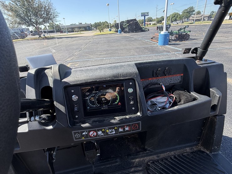 envy-nv4-neighborhood-vehicle-image-29