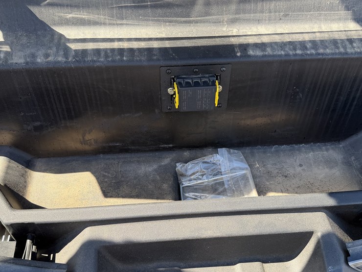envy-nv4-neighborhood-vehicle-image-21