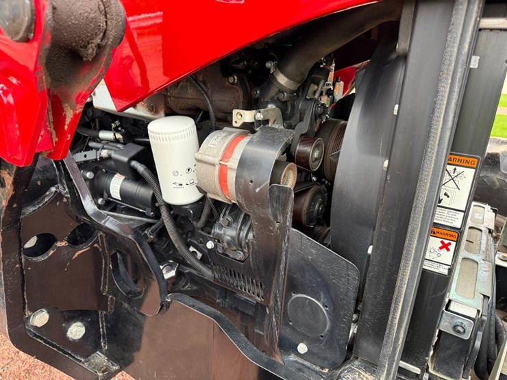 case-ih-farmall-85u-image-47