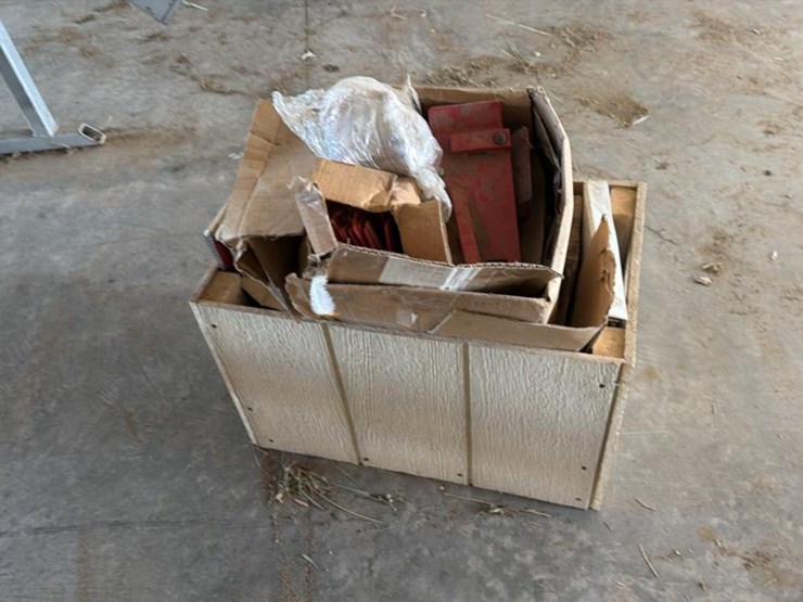 #126-•-2019-woodpecker-jr-pallet-nailer-image-48