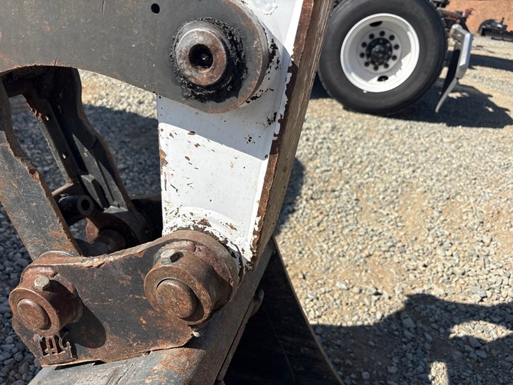 bobcat-e50-image-33