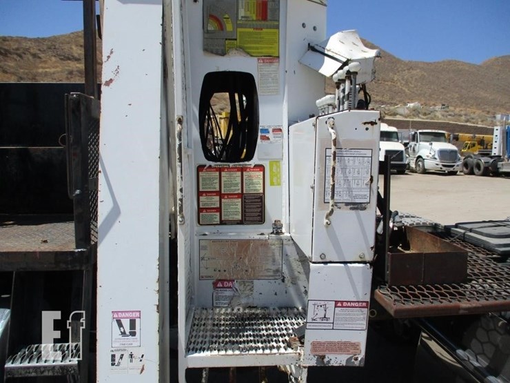 2014-kenworth-t800-image-23