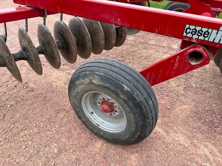case-ih-3800-image-24