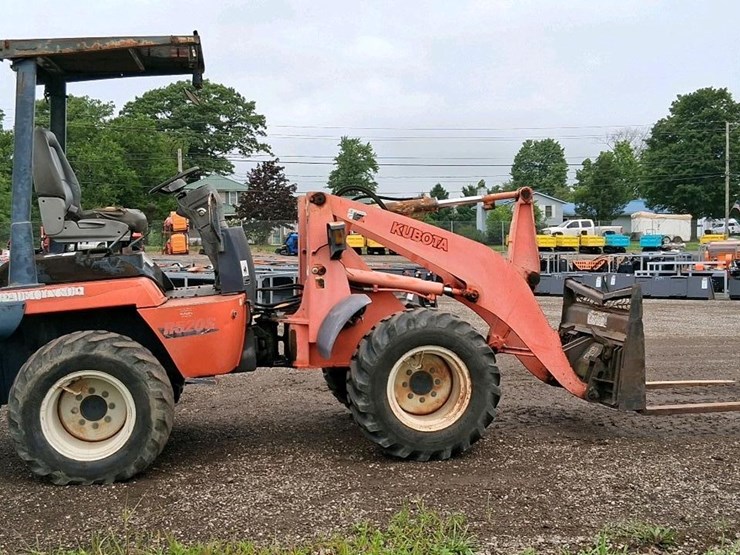 2005-kubota-r520s-image-6