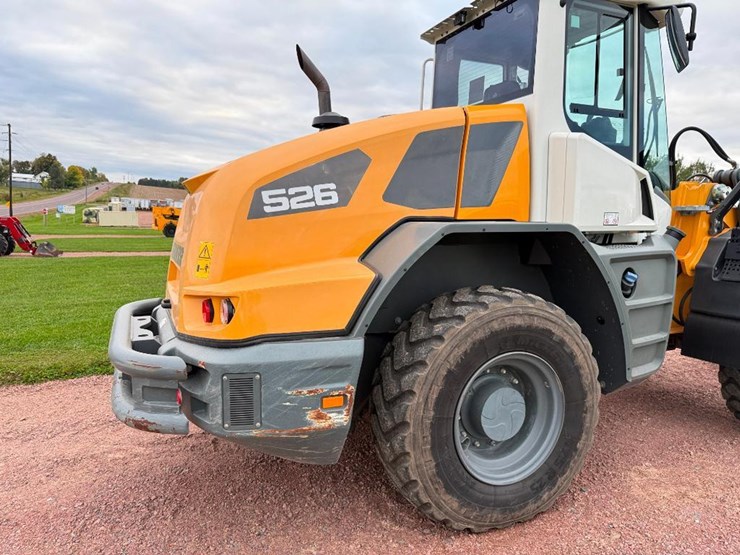 2022-liebherr-l526-image-21