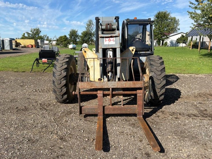 2004-terex-th644c-image-8