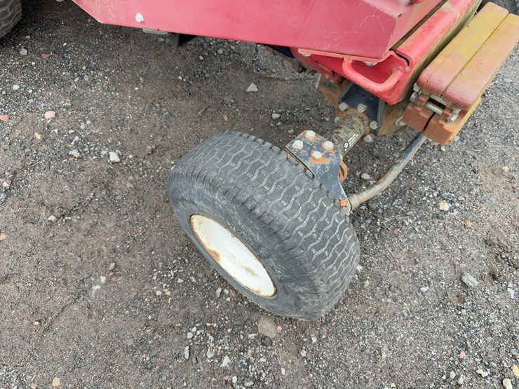 toro-groundsmaster-325d-image-9