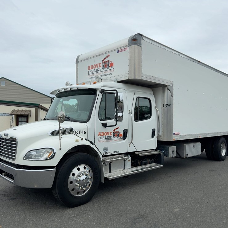 2015 FREIGHTLINER M2 S/A BOX TRUCK