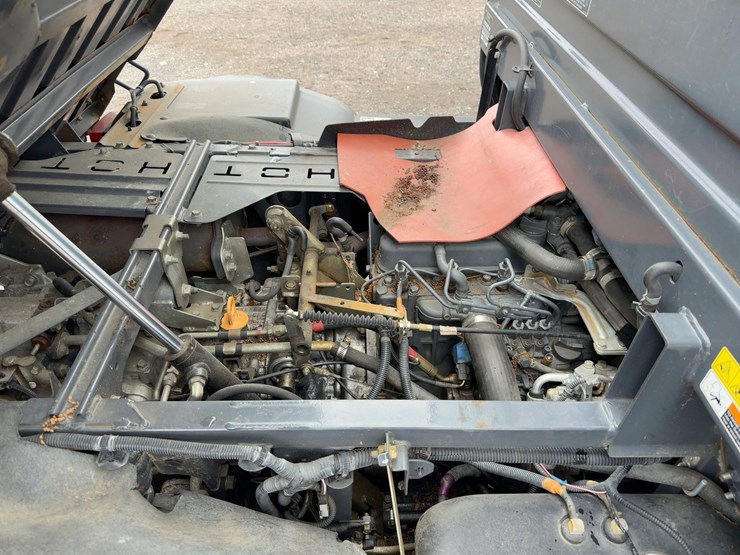 2014-kubota-rtv-x1100c-image-15