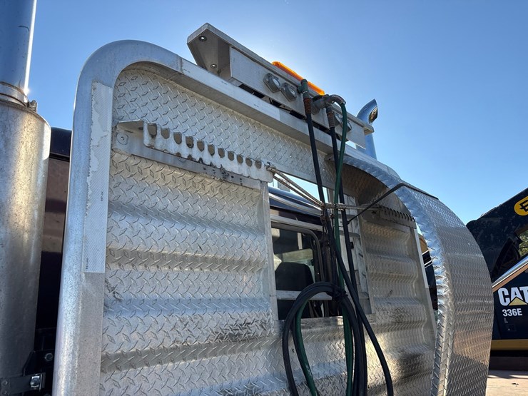 1997-mack-ch613-image-15