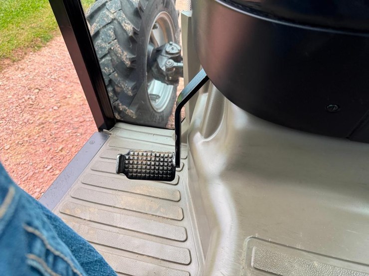 case-ih-jx1070c-image-63