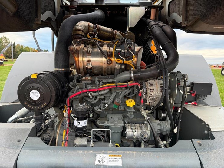 2022-liebherr-l526-image-38