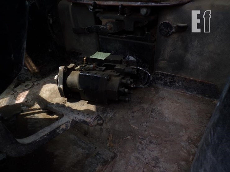 john-deere-4240-image-16