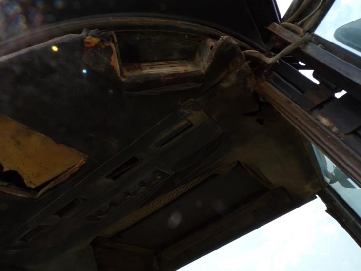john-deere-4240-image-15