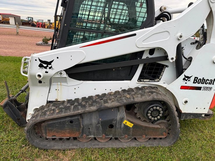 bobcat-t590-image-11