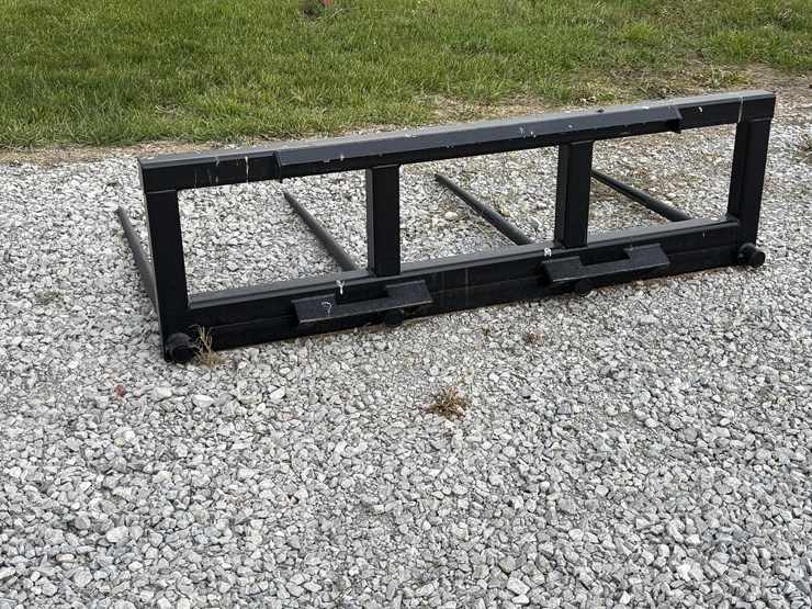 new/unused-large-square-bale-spear-image-1