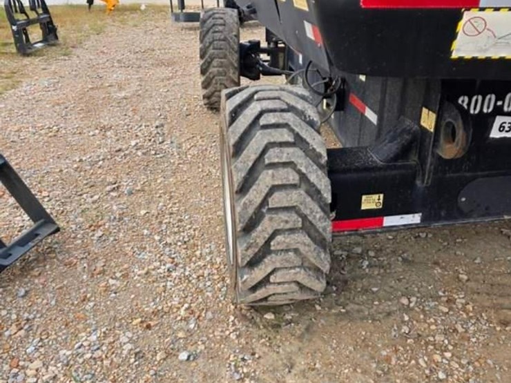 2015-jlg-800aj-image-33