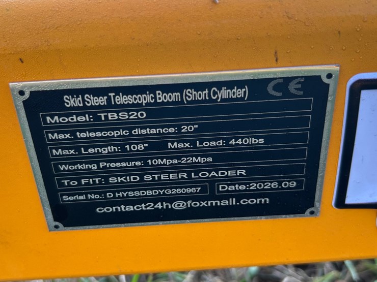 #142-•-quick-attach-telescopic-boom-image-5