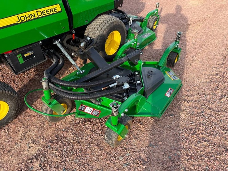 2016-john-deere-1600-turbo-image-17