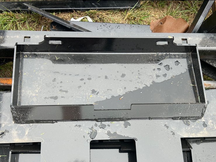 #120-•-skid-steer-ding-fork-image-3