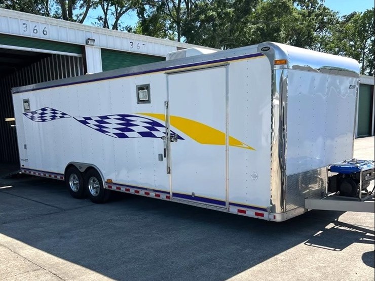 2004-american-hauler-image-3