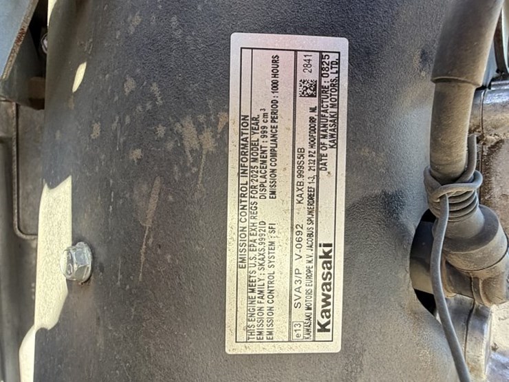 2022-altoz-trx766i-zero-turn-mower-66"-deck-image-17