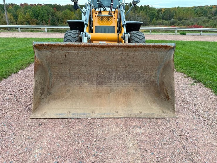 2022-liebherr-l526-image-29