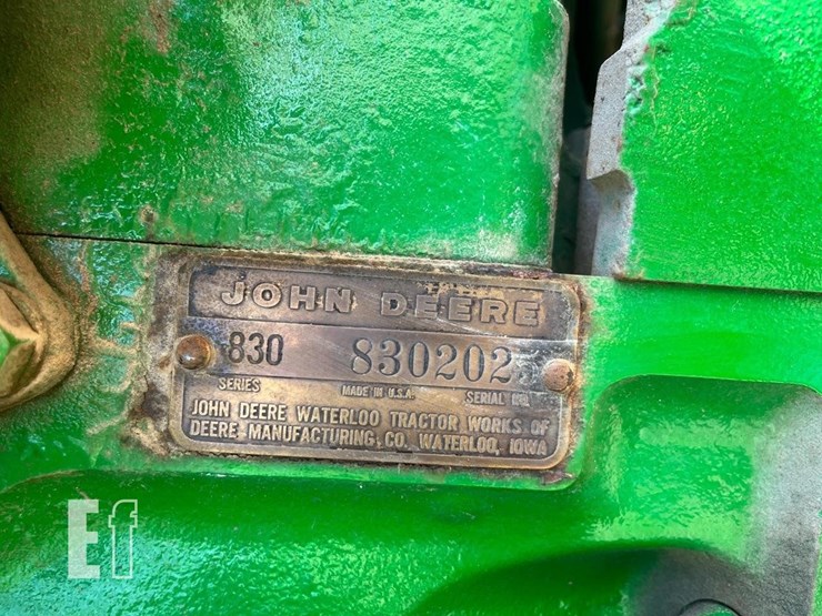 1959-john-deere-830-image-5