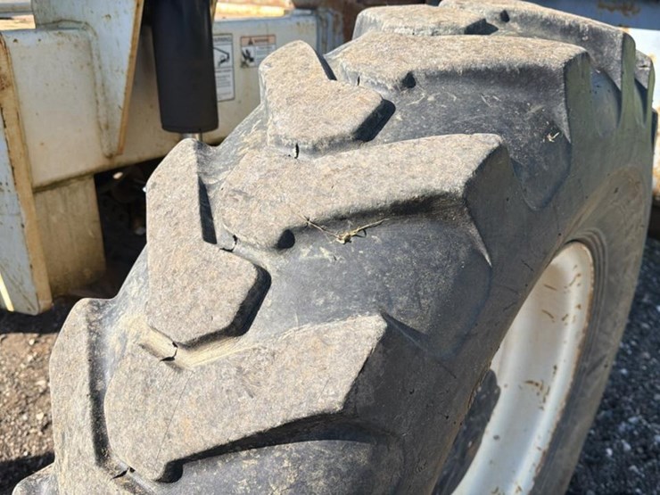 2004-terex-th644c-image-25