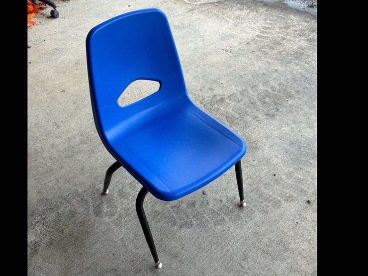 #119-•-(5)-chairs-image-1