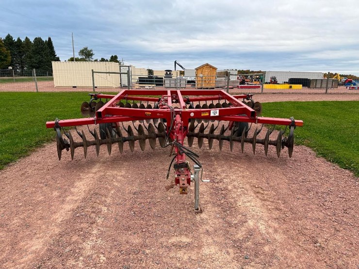 case-ih-3800-image-2