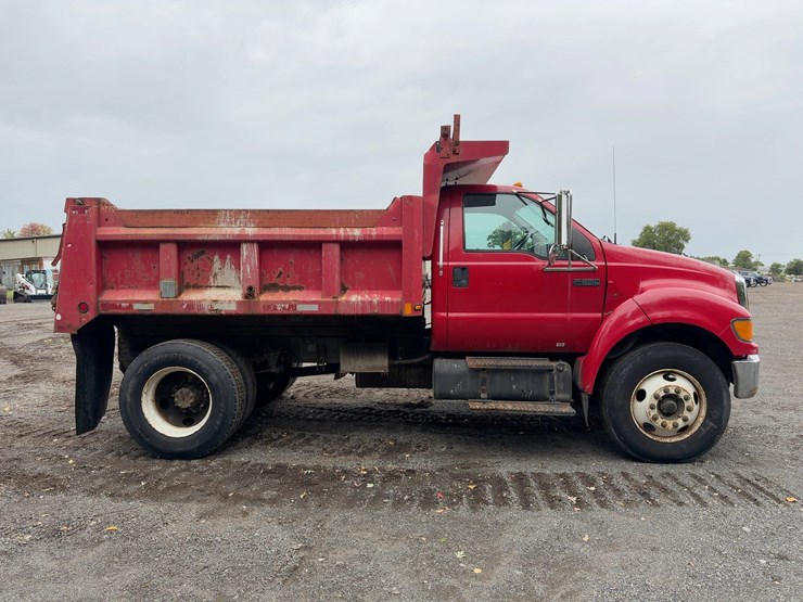 2004-ford-f650-xlt-image-6