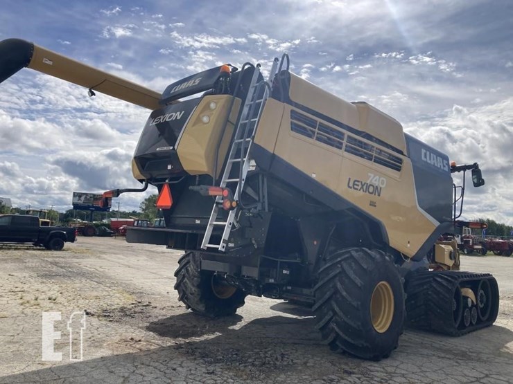 2015-claas-lexion-740-image-3