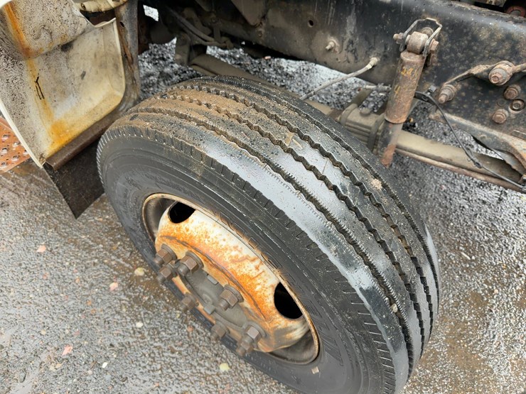 2008-ford-f650xl-image-12