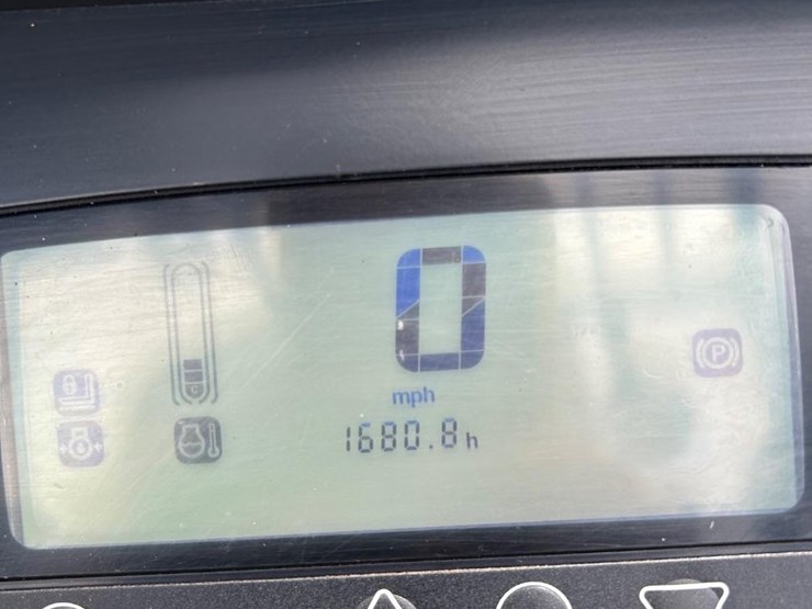 2021-doosan-gc30s-9-image-7