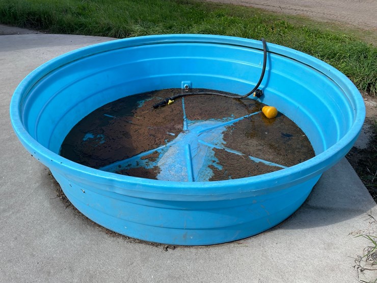 #1626-•-behlen-8'-ploy-stock-tank-image-3