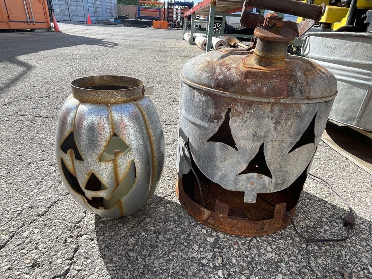 #4095-•-galvanized-wash-tubs-and-decorations-(04)-image-7