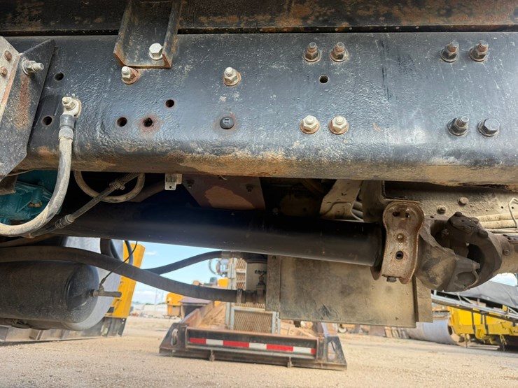 2007-caterpillar-c15-image-40
