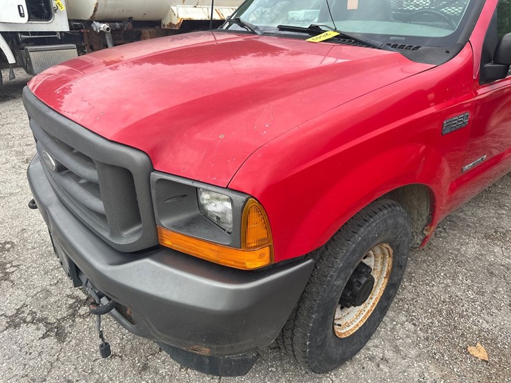 2001-ford-f350-image-8