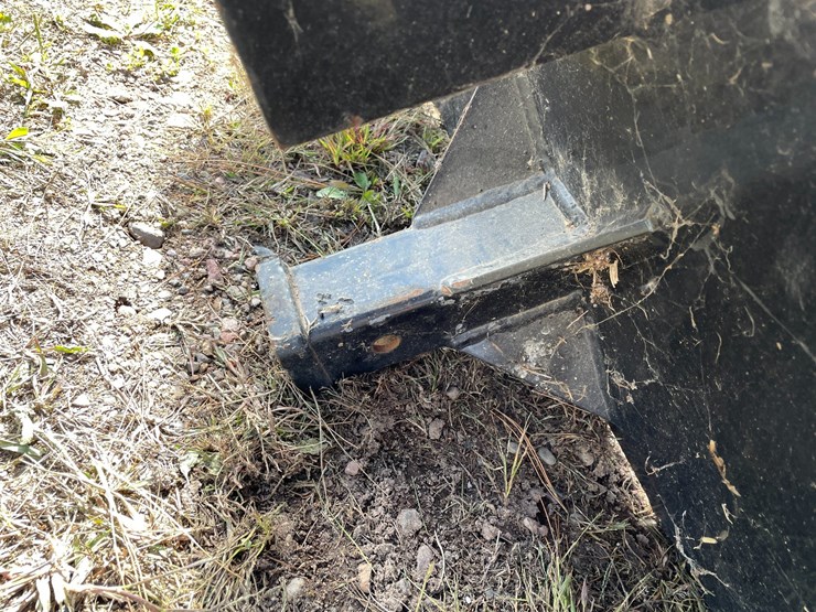 #1615-•-skid-steer-mount-receiver-hitch-attachment-image-5