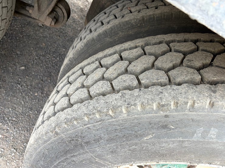 1996-cummins-m11-image-102