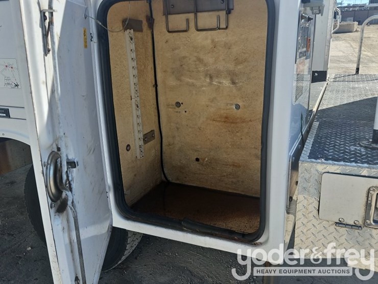 2012-ford-f450-image-39