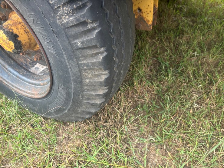 #2340-•-24'-tandem-axle-flatbed-trailer-image-51