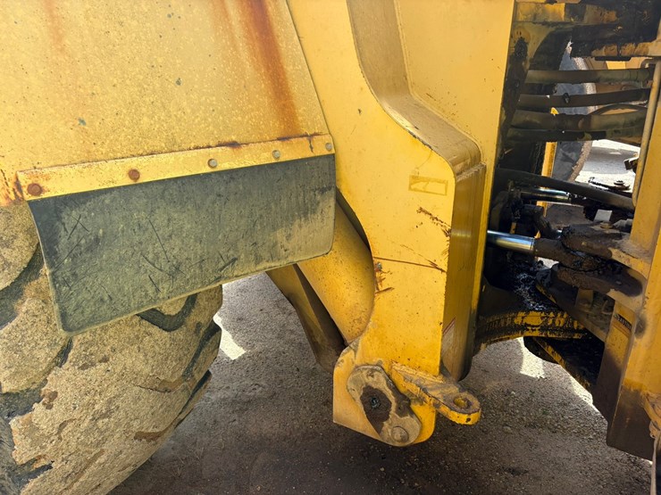 komatsu-wa500-1le-image-10