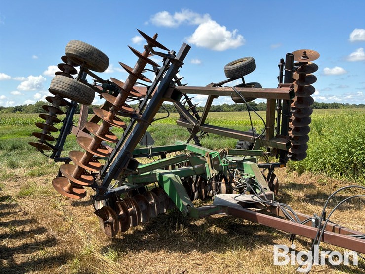 john-deere-630-image-3