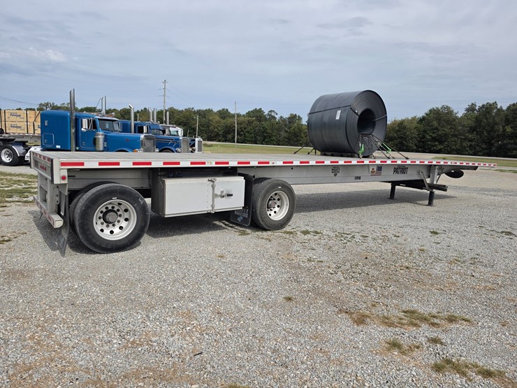 2022-fontaine-flat-bed-trailer-image-13