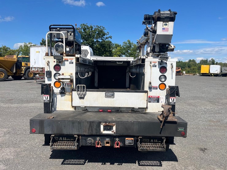 2019-ford-f550-image-8
