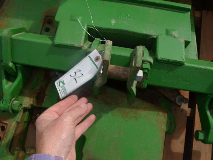 (12)-suitcase-weights-and-bracket-image-6